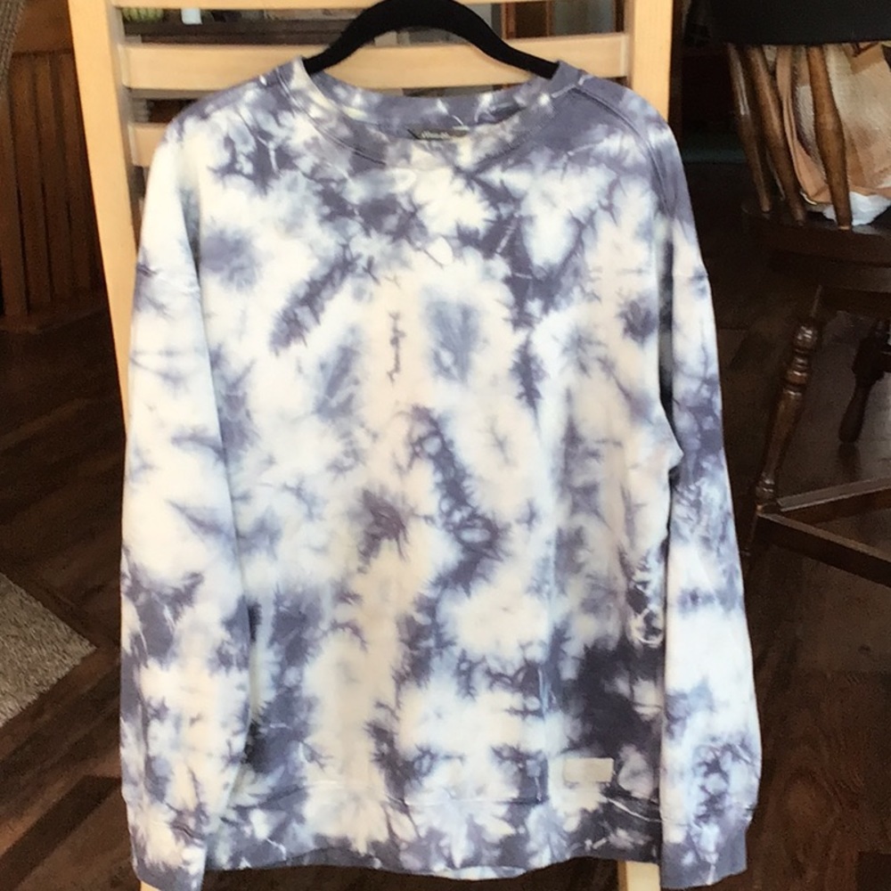 Eddie Bauer sweatshirt